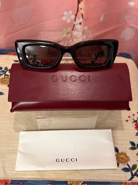 Gucci GG1827S Tortoiseshell Cat-eye Sunglasses Brown Gold NEW Authentic
